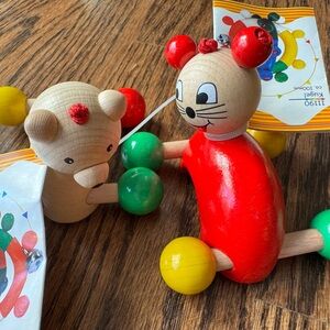 Hess-Spielzeug baby wooden toys, set of two